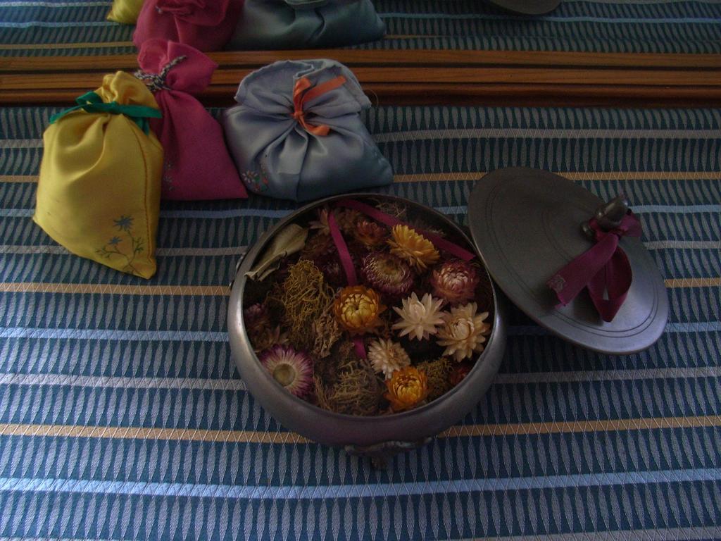 U Tej Bed & Breakfast Cumiana Bagian luar foto